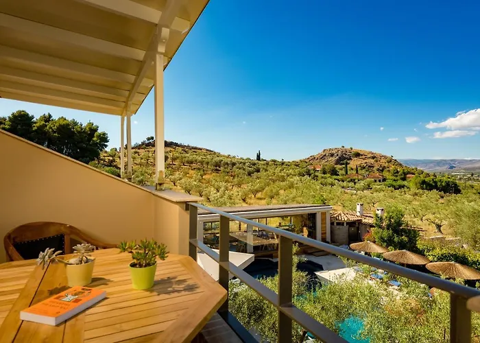 Anthemion And Nauplia