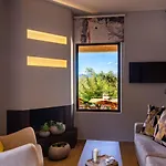 Anthemion And Hotel 3*