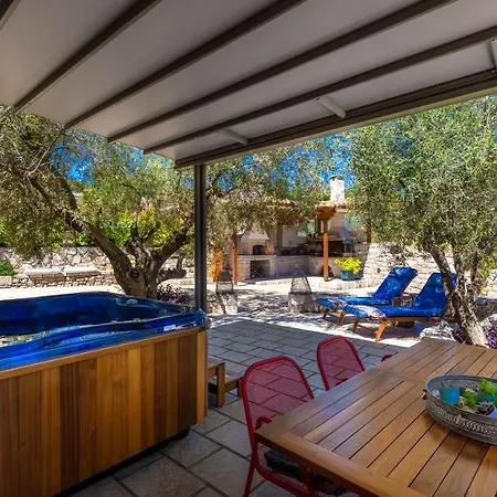 Anthemion And 3* Nafplio