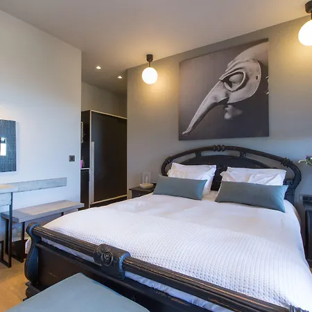 Отель Anthemion And 3*