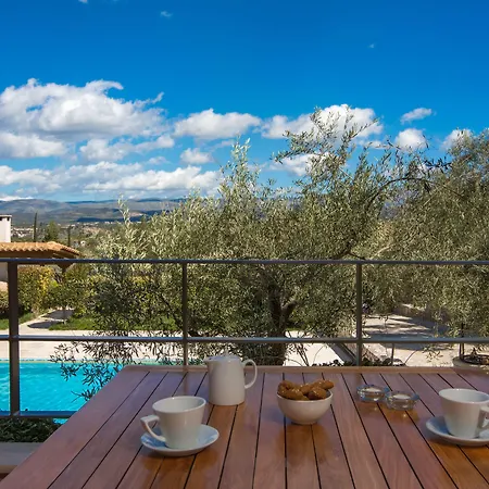 Отель Anthemion And 3*