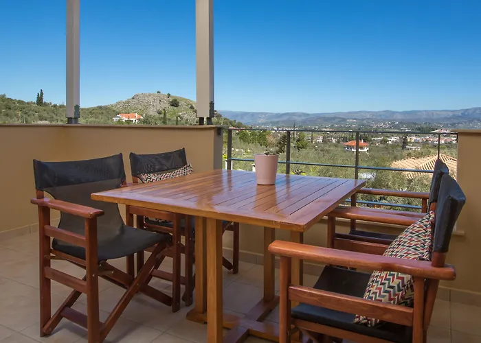 Anthemion And מלון נאפפליו