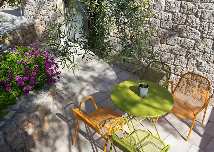 Anthemion And מלון 3*